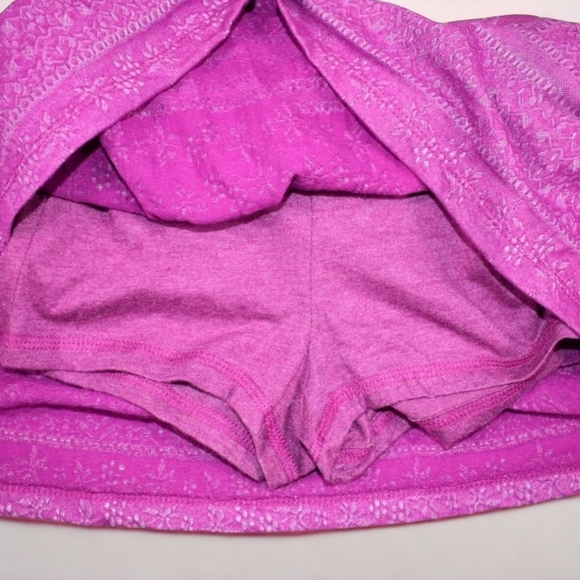 Two Girl's Old Navy Skirts (S6-7) - Picture 7 of 9